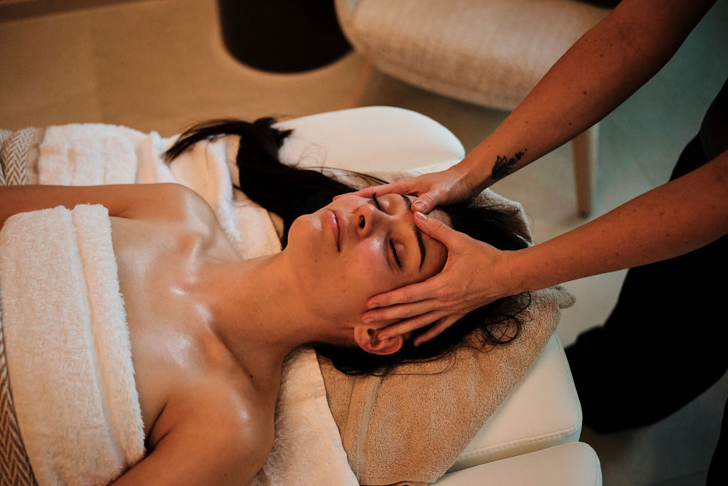 Kopf-Nacken-Schultermassage